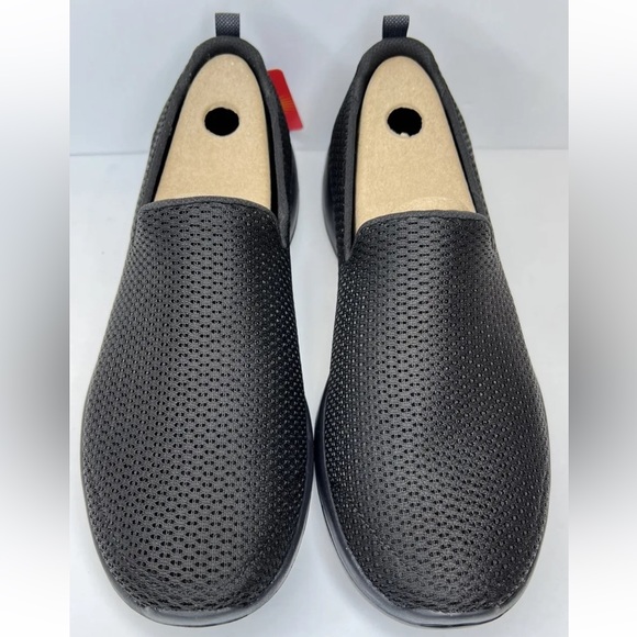 Skechers Women's Go Walk 5 Joy Black Slip-ons 15600W Size 9 Wide New W/O Box - Picture 2 of 12